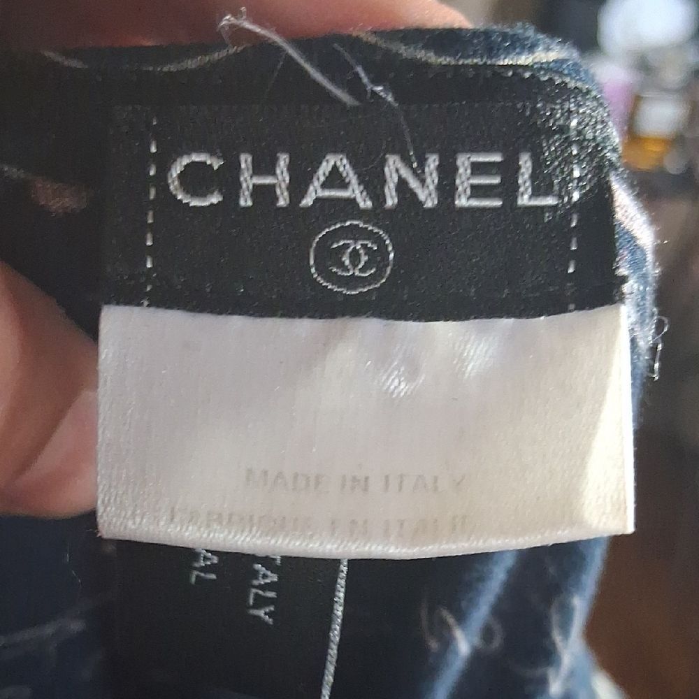 Authentic CHANEL Iconic Blue and Cream Script Blouse Size Small/Medium - Picture 12 of 16